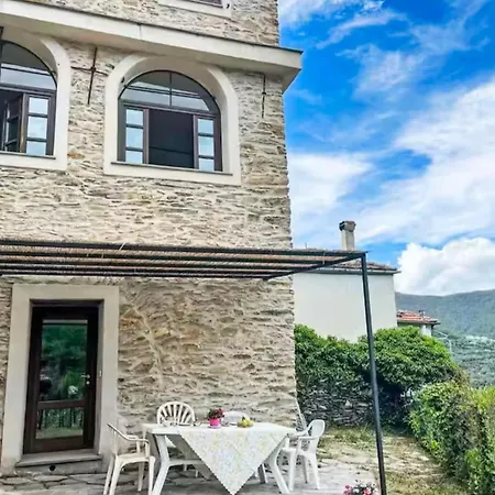 Hébergement de vacances Historic With Pool And Breathtaking View Villa Talla